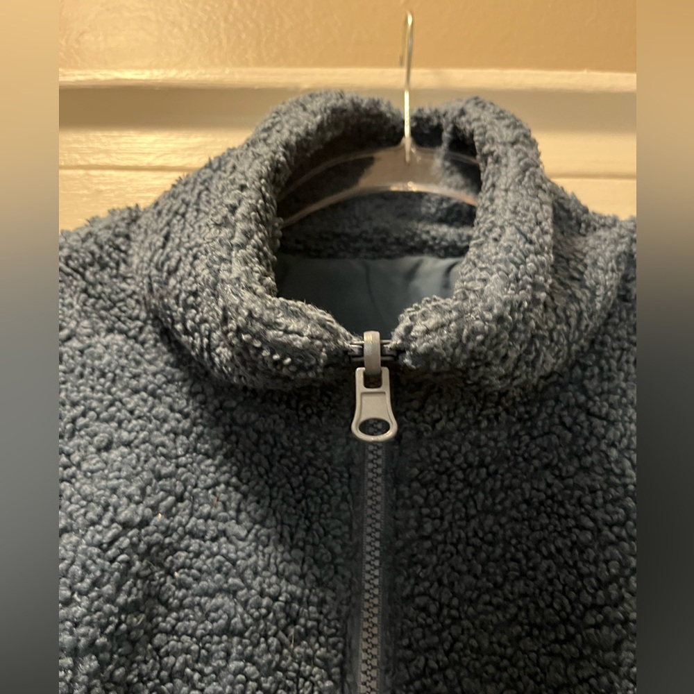 Fabletics Spencer Reversible Teddy Jacket - Picture 5 of 7